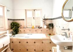 Cairnhill Road (D9), Detached #480295761